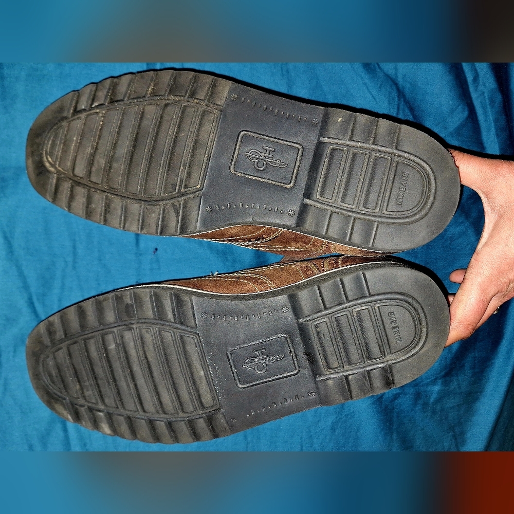 Cole Haan Wingtips - Picture 4 of 4